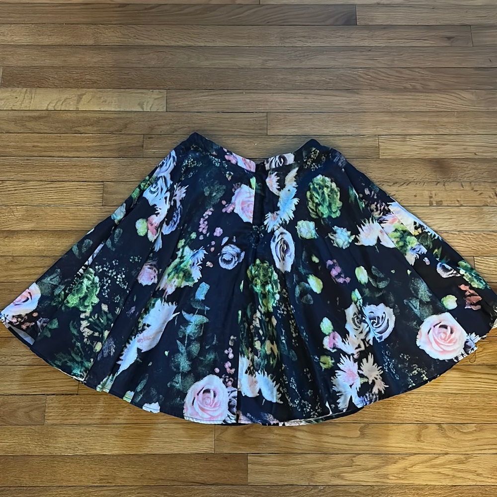 1950’s style vintage flower skirt